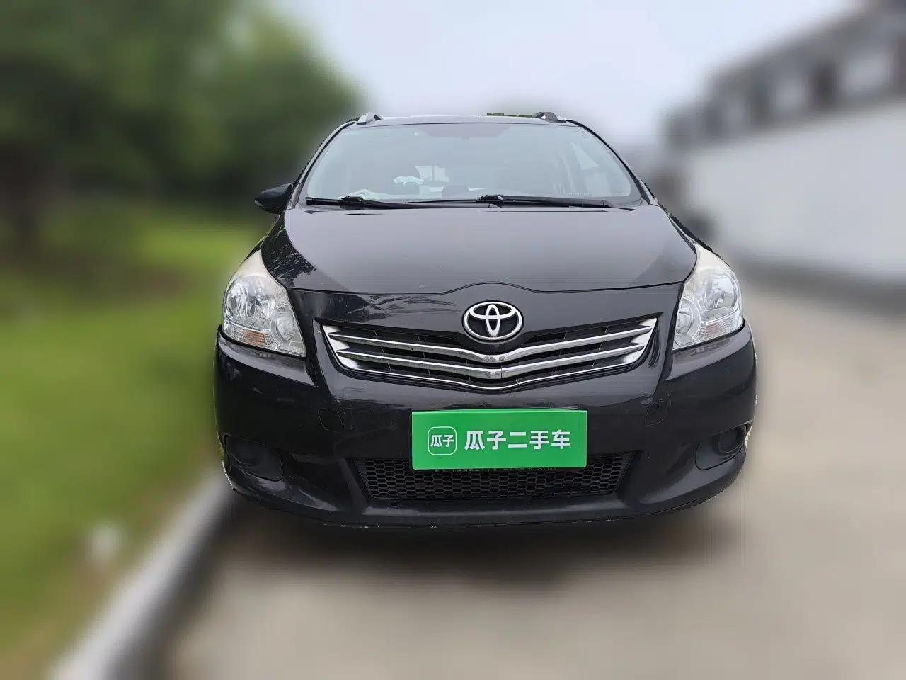 Toyota Verso 2014 Starlight 180E CVT Elite Edition — миниатюра 2