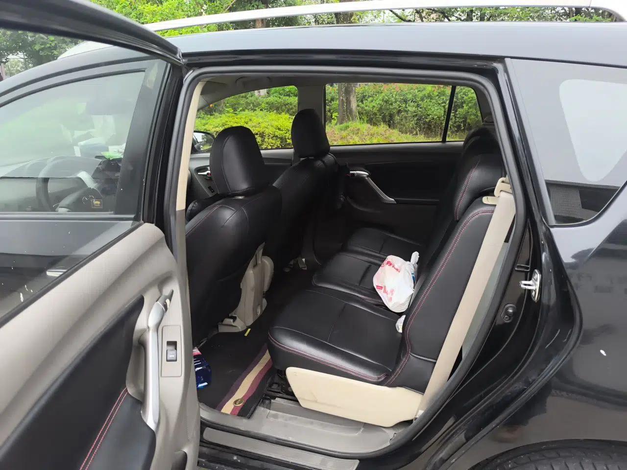 Toyota Verso 2014 Starlight 180E CVT Elite Edition — миниатюра 17