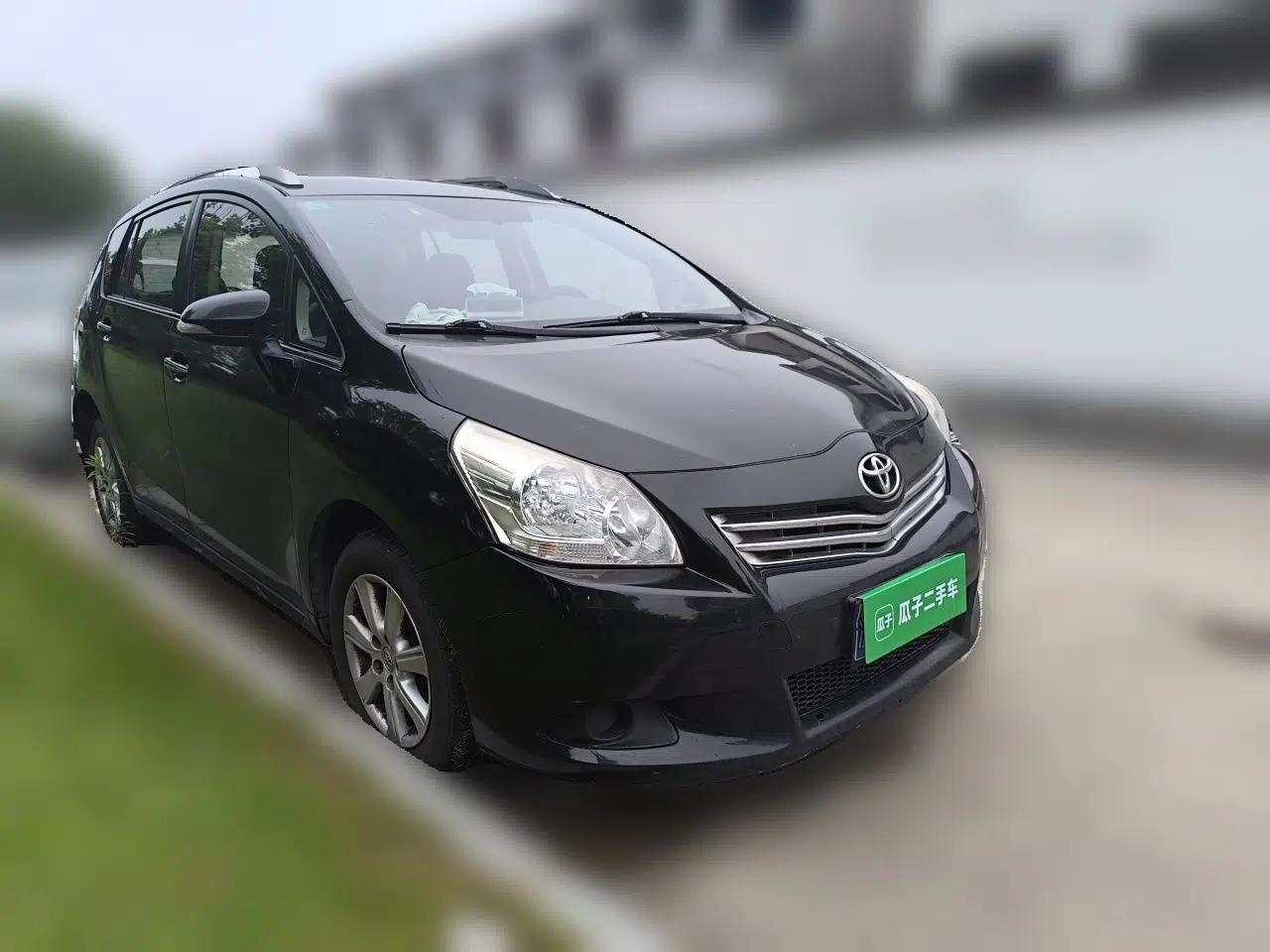 Toyota Verso 2014 Starlight 180E CVT Elite Edition — миниатюра 3