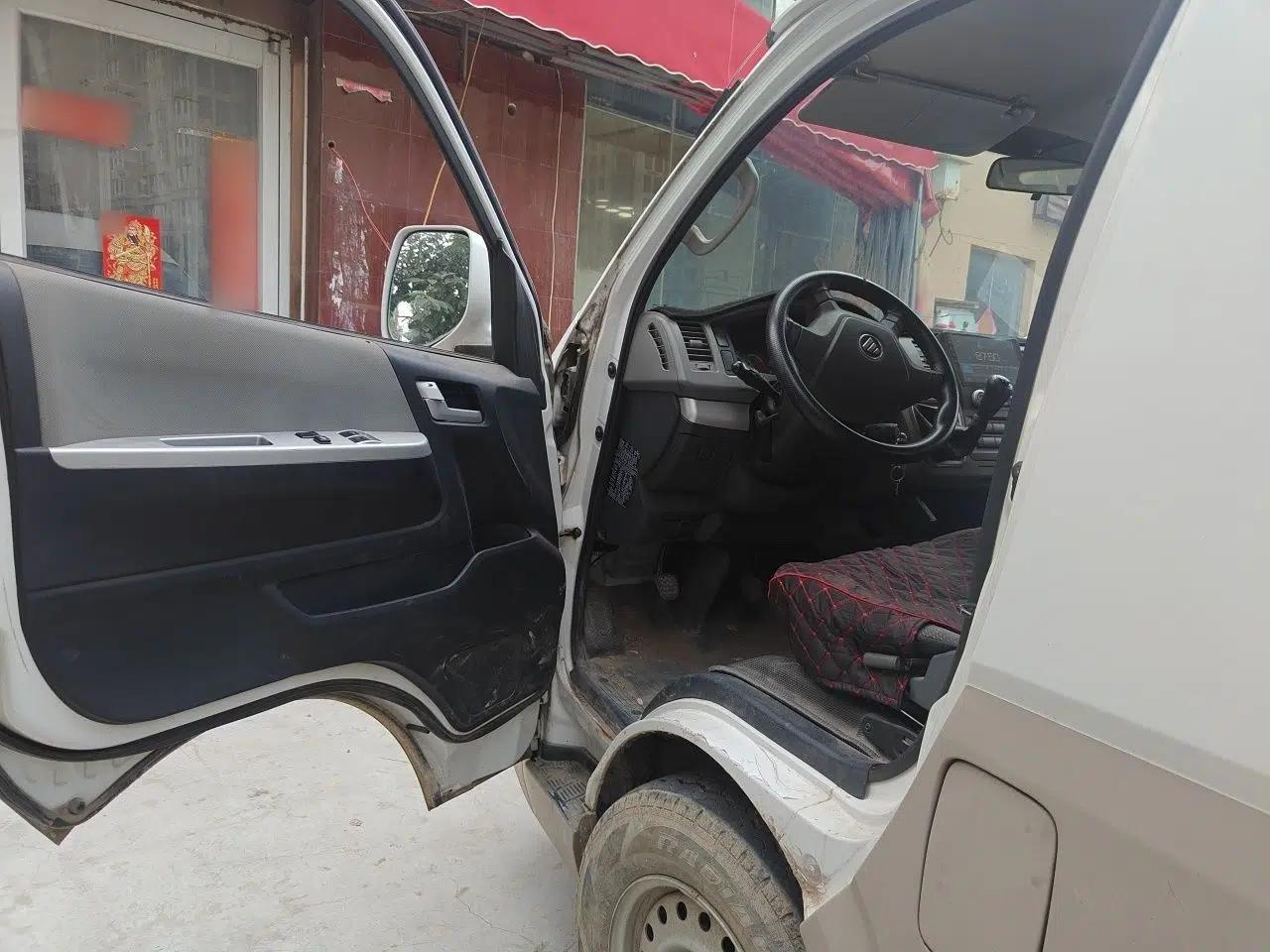 Foton Scenic G7 2016 2.0L Commercial Version Long Wheelbase High Roof – 4Q20M — миниатюра 16