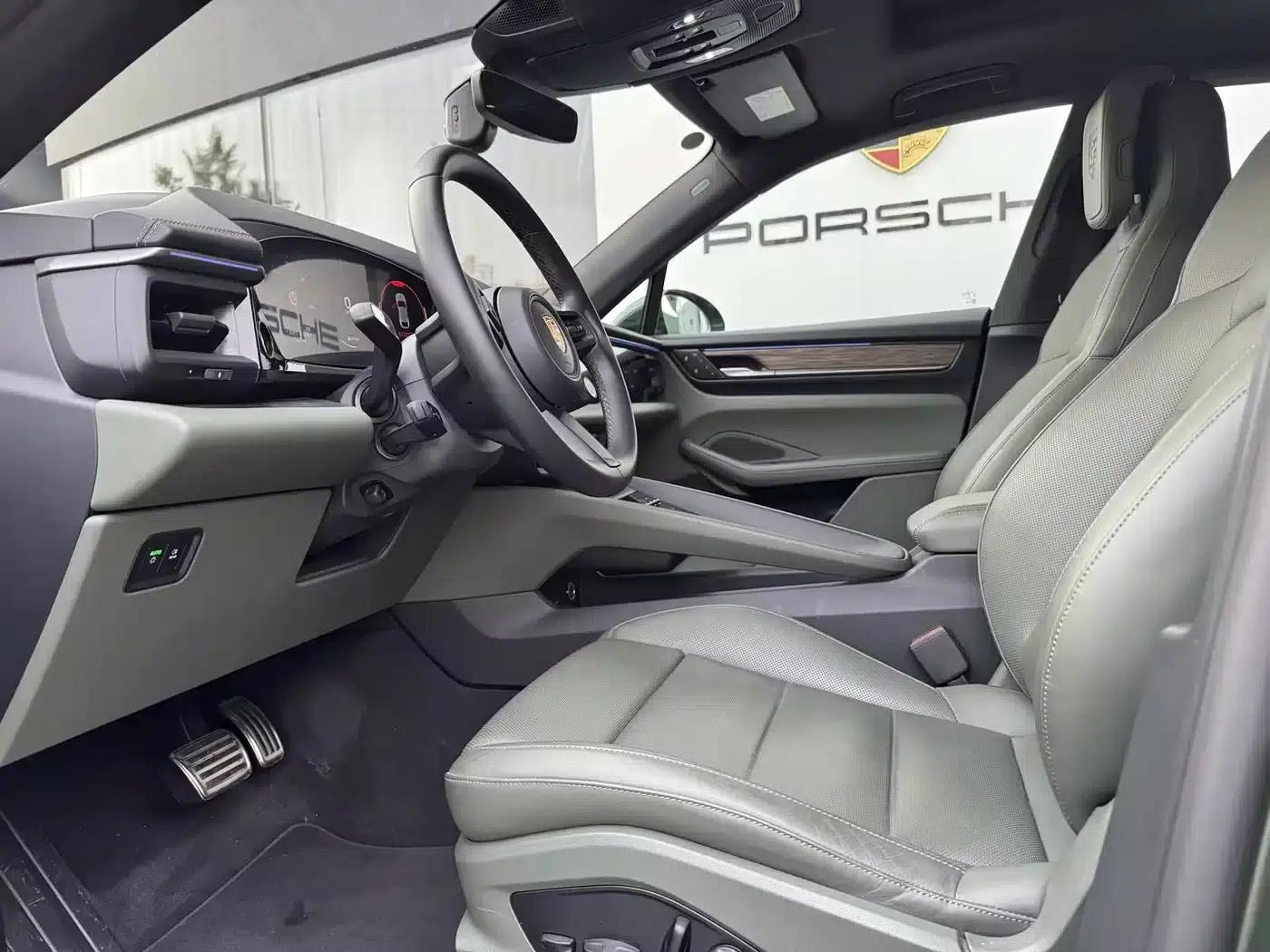 2025 Macan 4 Sport Edition (New Energy) — миниатюра 14