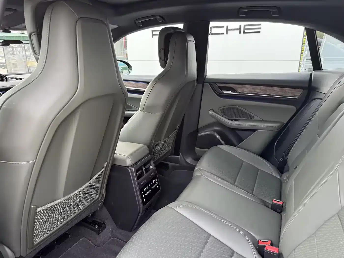 2025 Macan 4 Sport Edition (New Energy) — миниатюра 19