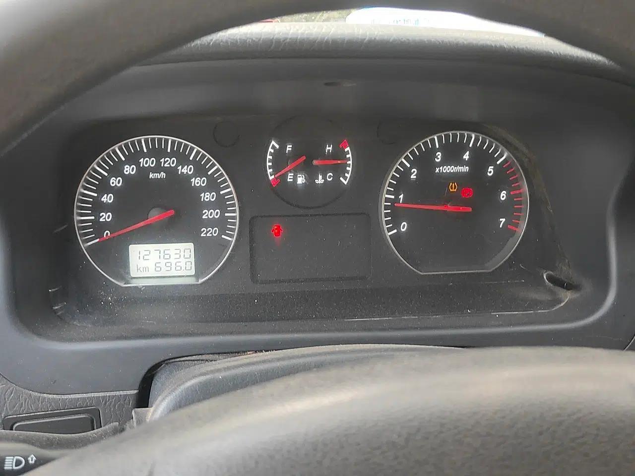 Foton MP-X E 2022 Foton Fengjing G5 2.0L manual gasoline 4‑seat light non‑cargo special operation vehicle — миниатюра 11