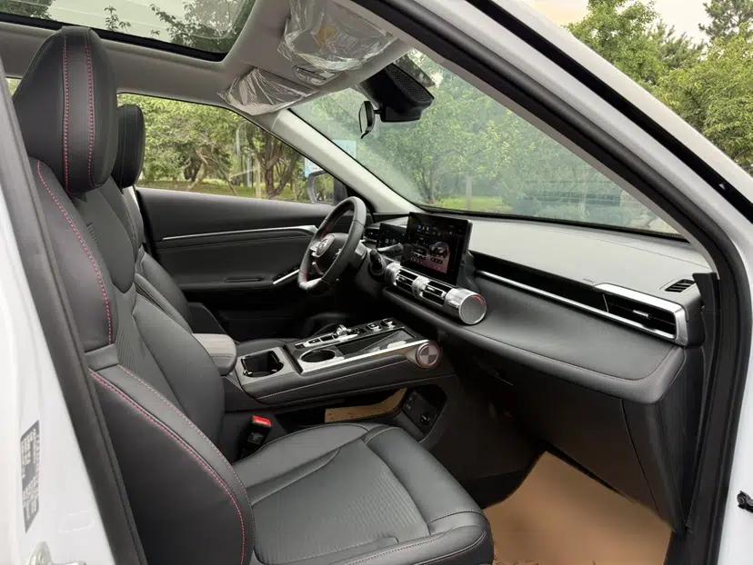 GAC Trumpchi EMKOO 2022 1.5T Supernova Edition — миниатюра 38
