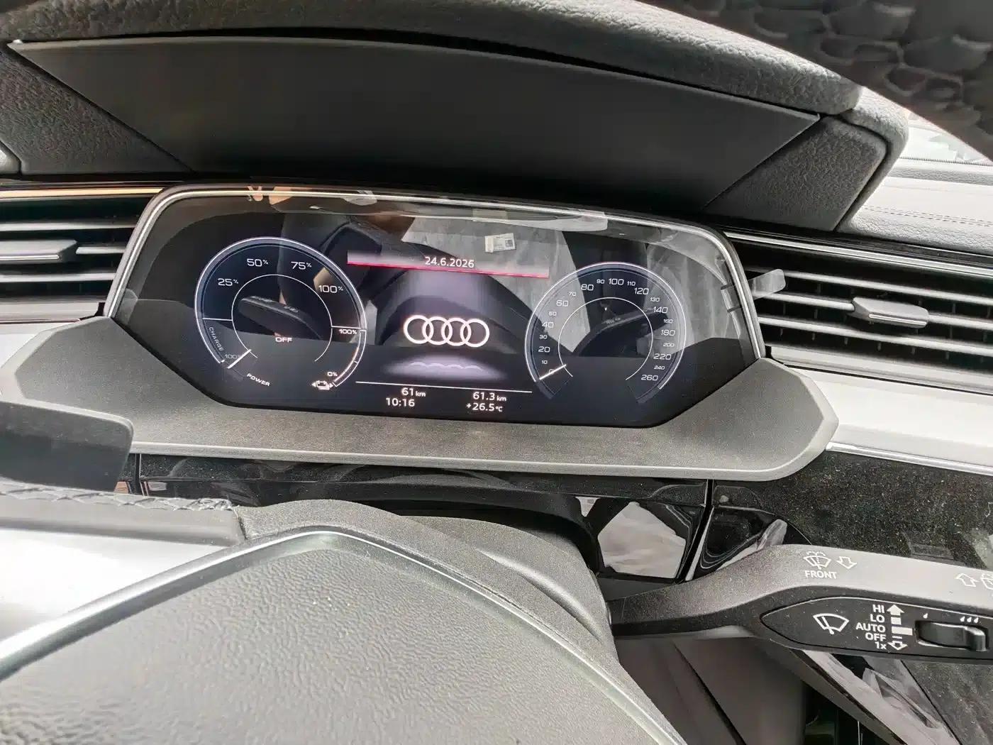 Audi e-tron 2021 50 quattro Luxury — миниатюра 3