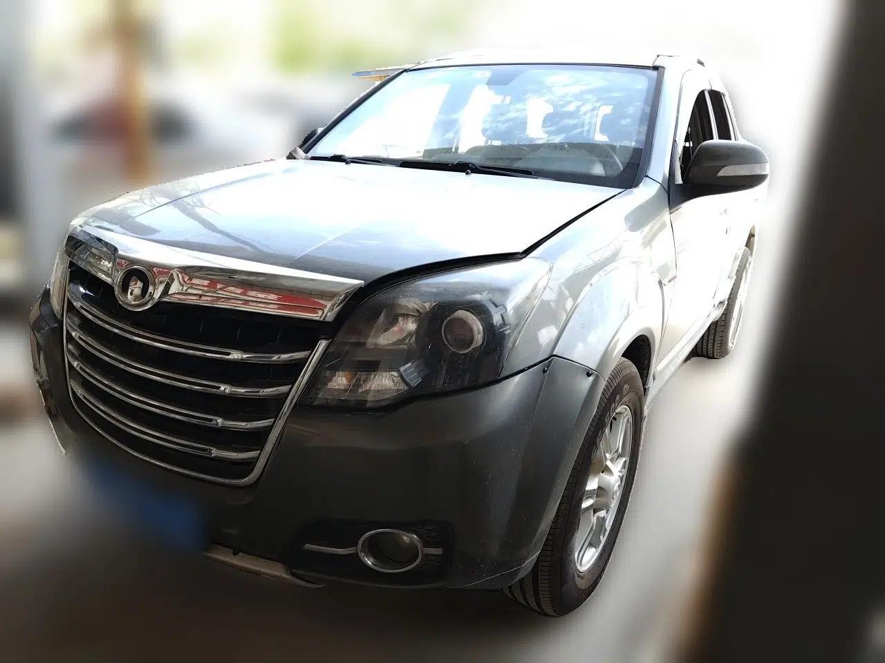 Haval H5 Classic 2013 ZhiZun Edition 2.0T Manual Two-Wheel Drive Elite Model — миниатюра 1