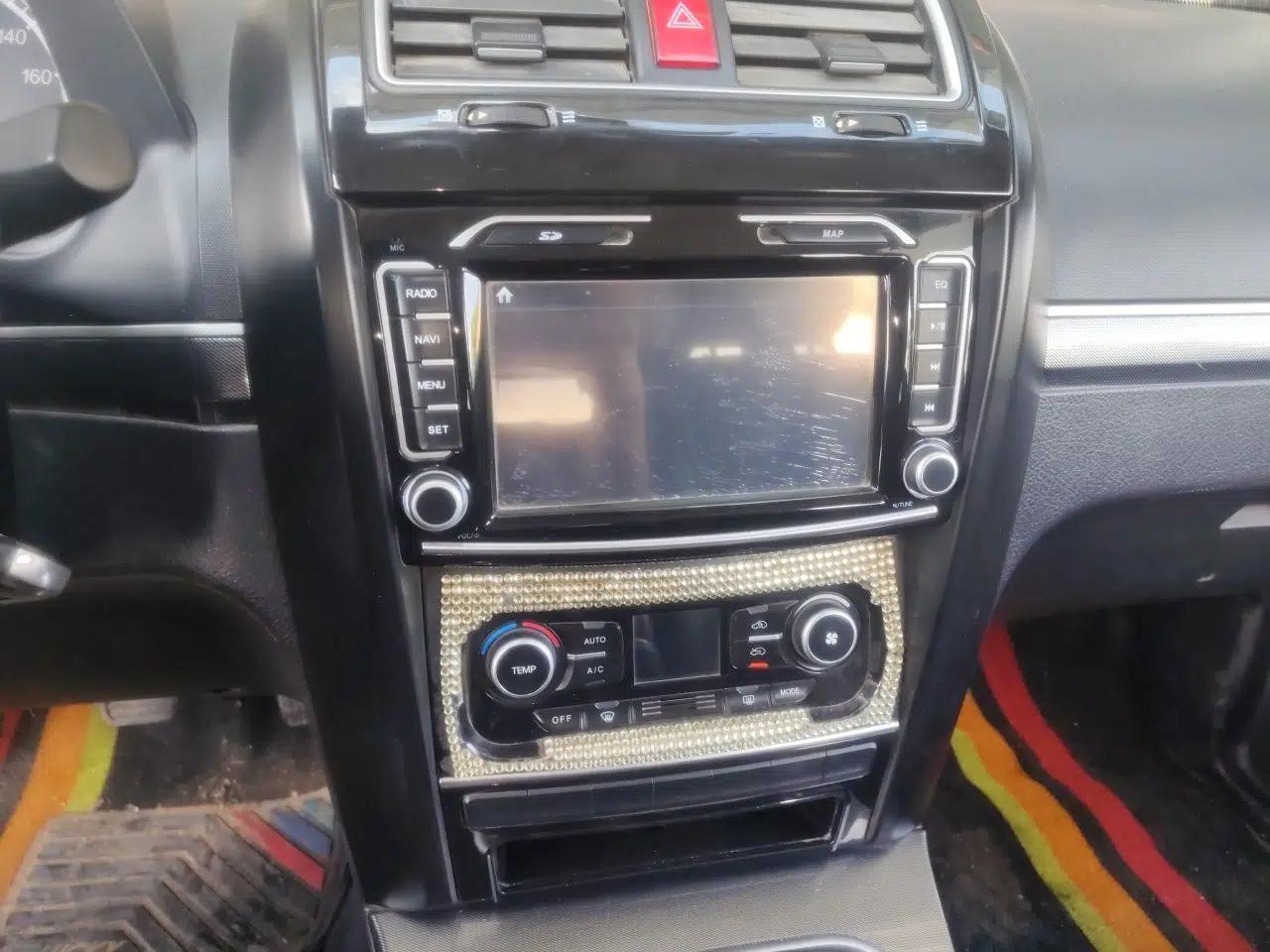 Haval H5 Classic 2013 ZhiZun Edition 2.0T Manual Two-Wheel Drive Elite Model — миниатюра 13