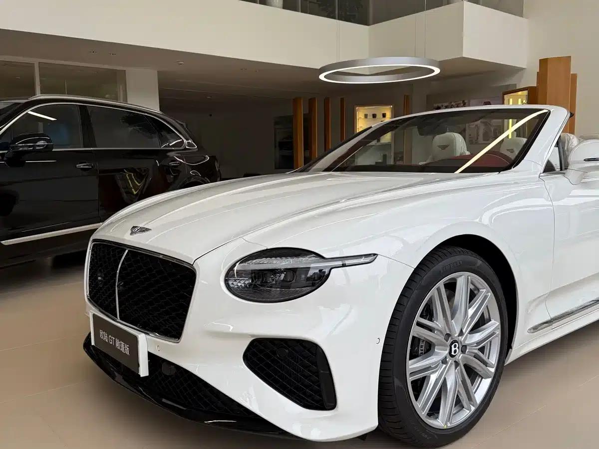 2026 Continental Plug-in Hybrid GT Convertible — миниатюра 11
