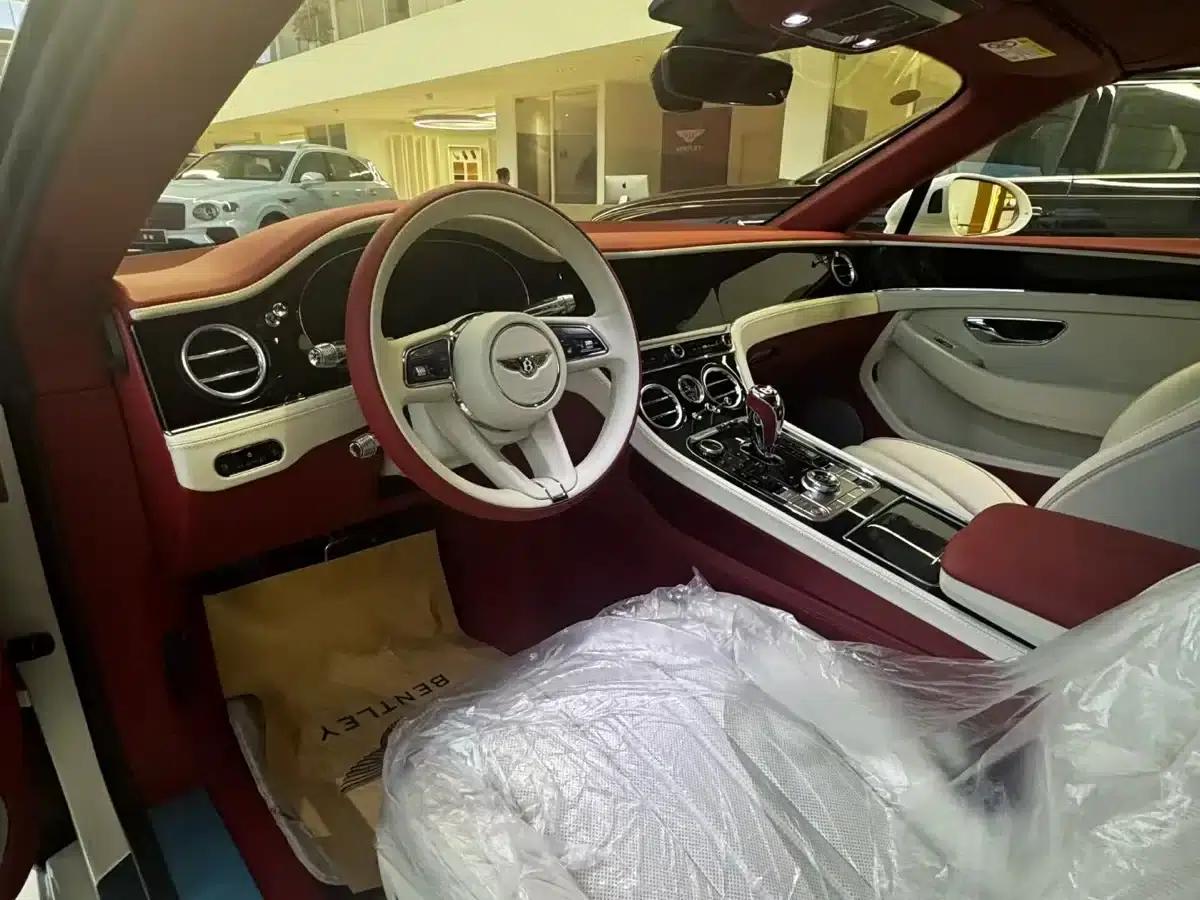 2026 Continental Plug-in Hybrid GT Convertible — миниатюра 4