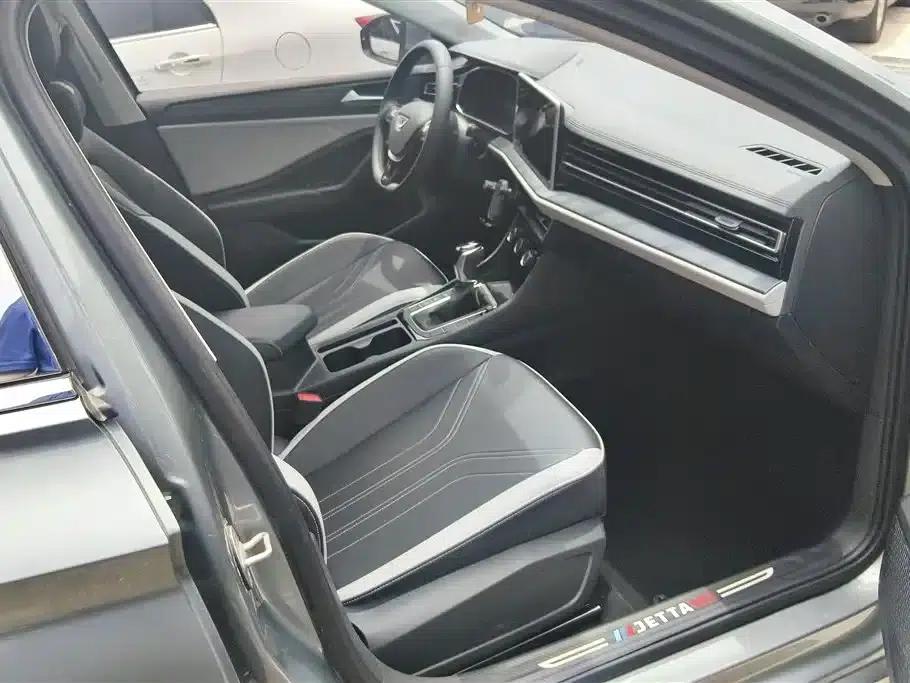 Jetta VA7 2025 1.4T Automatic First-Come, First-Served Edition — миниатюра 8