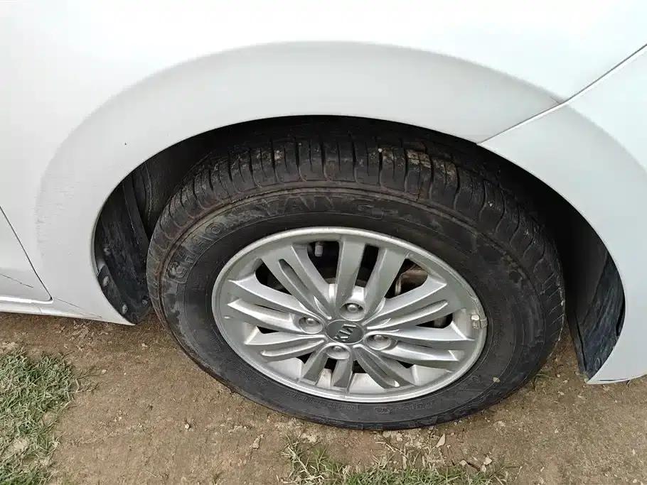 Huanchi 2019 1.4L Manual Smart Edition Value (China VI Emission Standard) — миниатюра 6