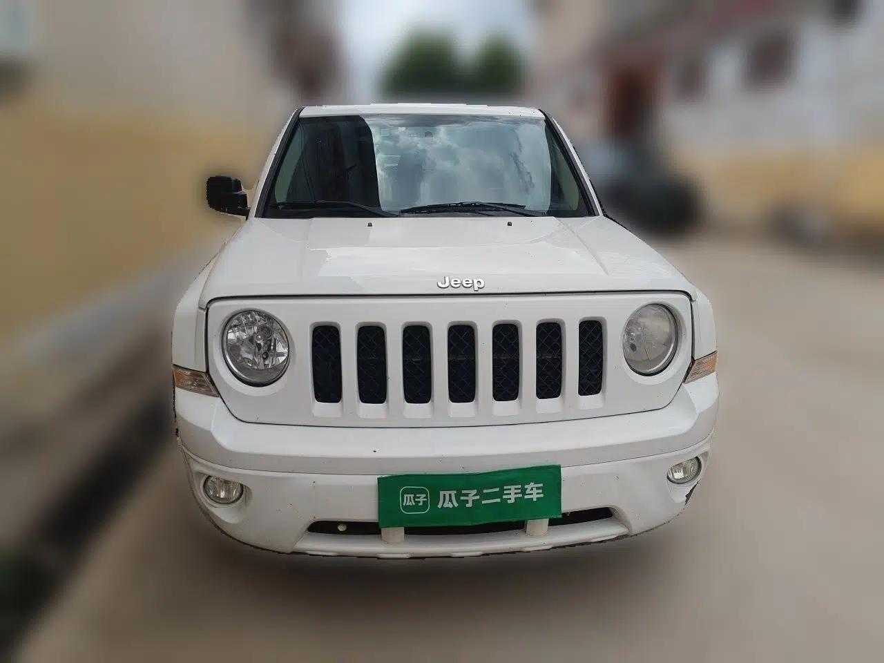 Jeep Patriot 2014 2.0L Sport Enhanced Edition — миниатюра 2