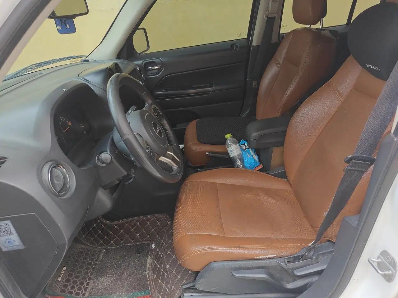 Jeep Patriot 2014 2.0L Sport Enhanced Edition — миниатюра 15