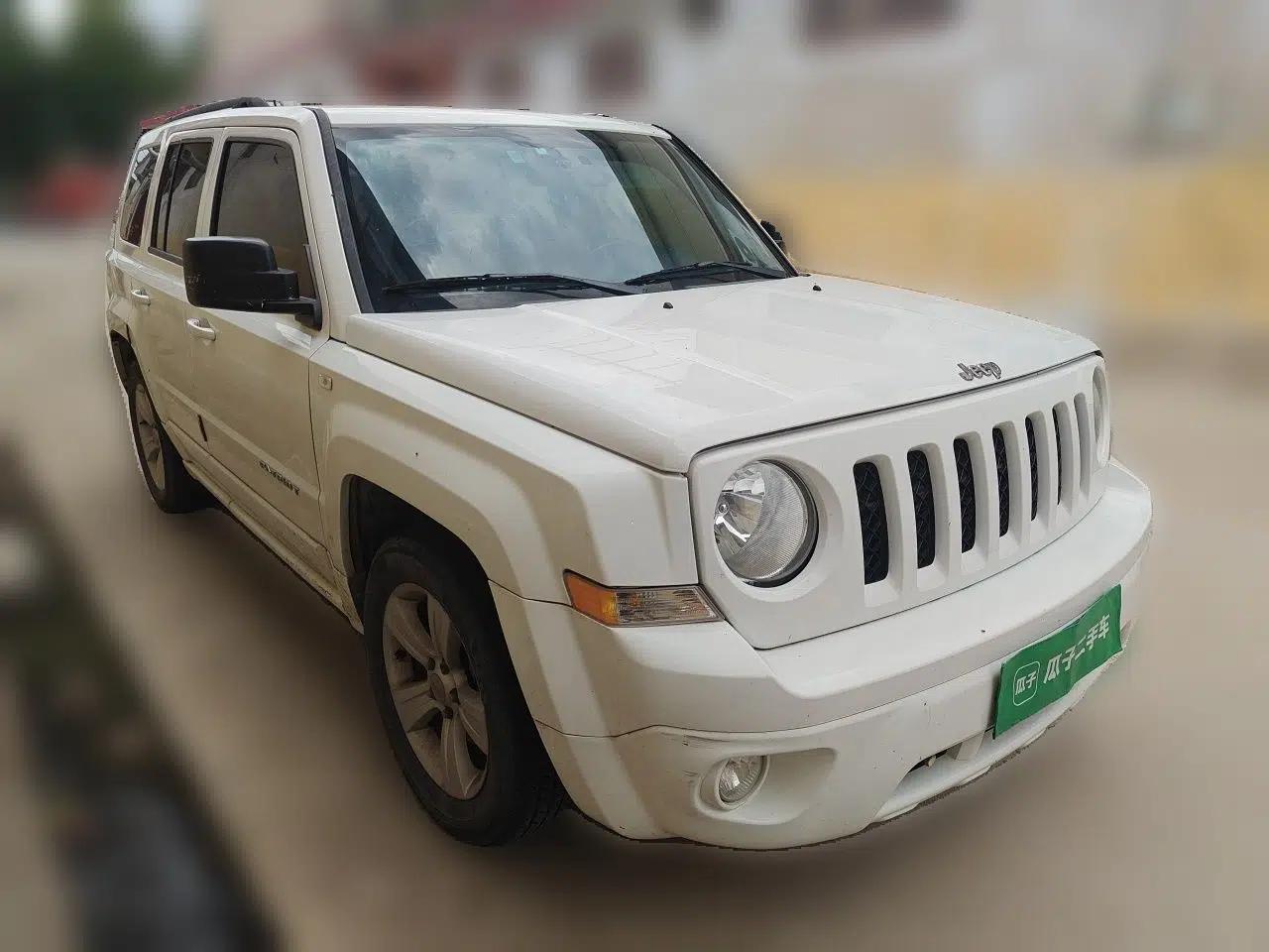 Jeep Patriot 2014 2.0L Sport Enhanced Edition — миниатюра 3