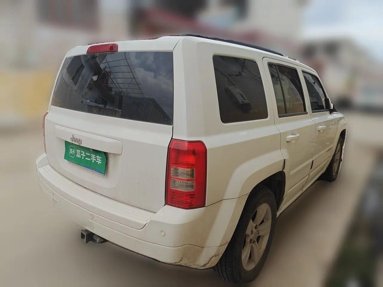 Jeep Patriot 2014 2.0L Sport Enhanced Edition — миниатюра 6