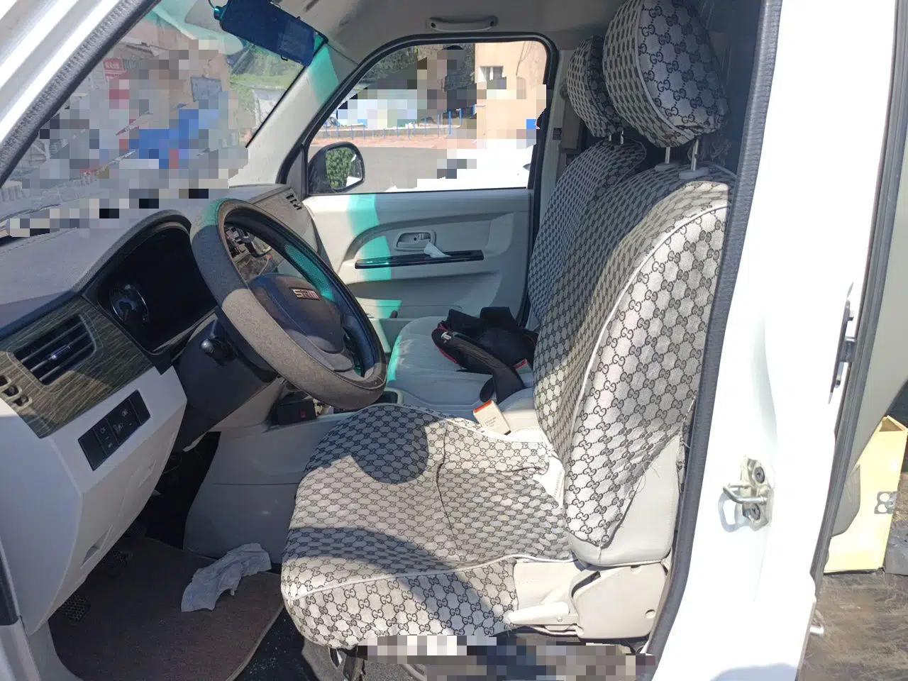 Jinbei New Hiace X30L CNG 2023 70L CNG Van 2/5 Seats Air-Conditioned Version — миниатюра 15