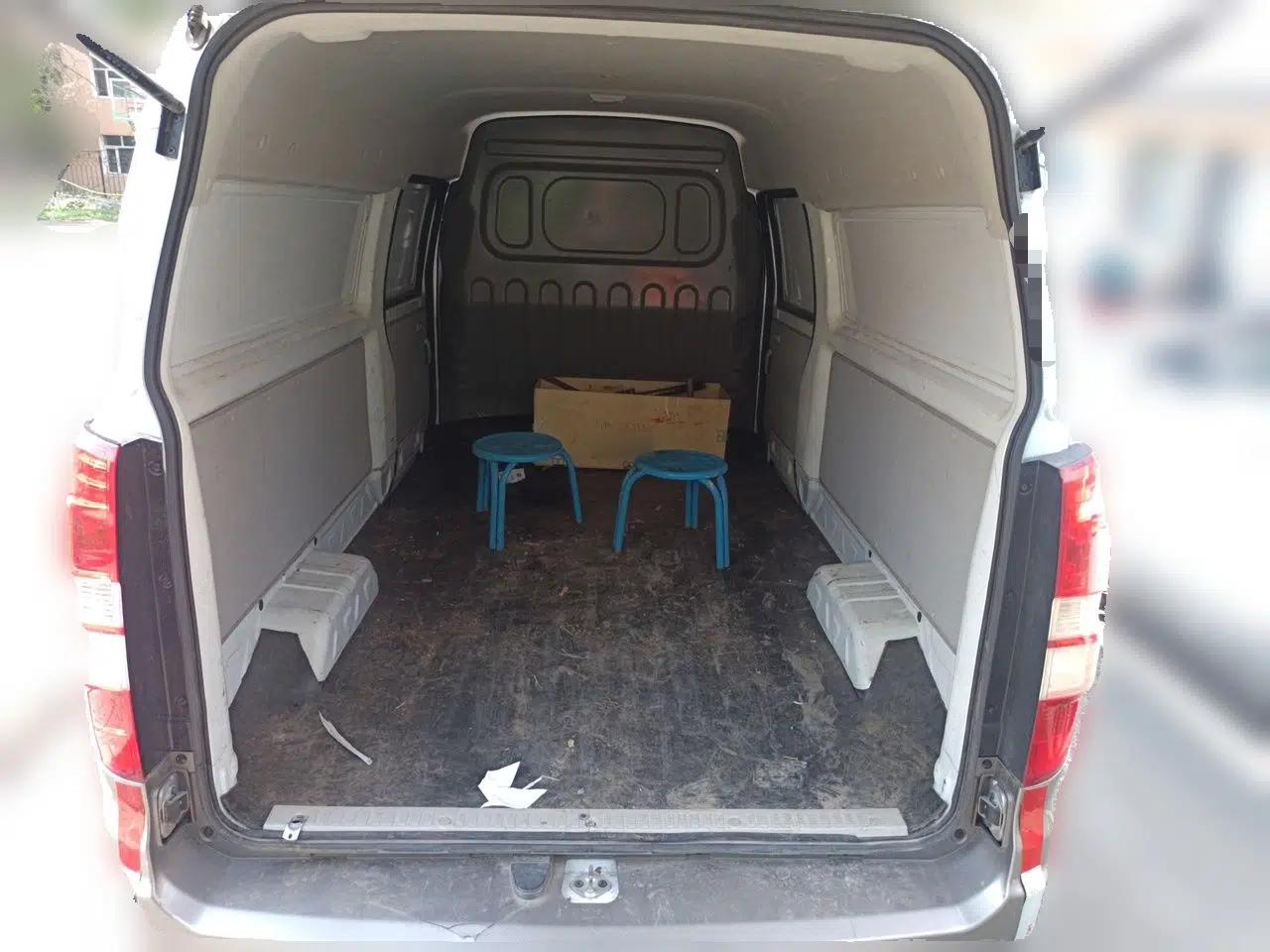 Jinbei New Hiace X30L CNG 2023 70L CNG Van 2/5 Seats Air-Conditioned Version — миниатюра 19