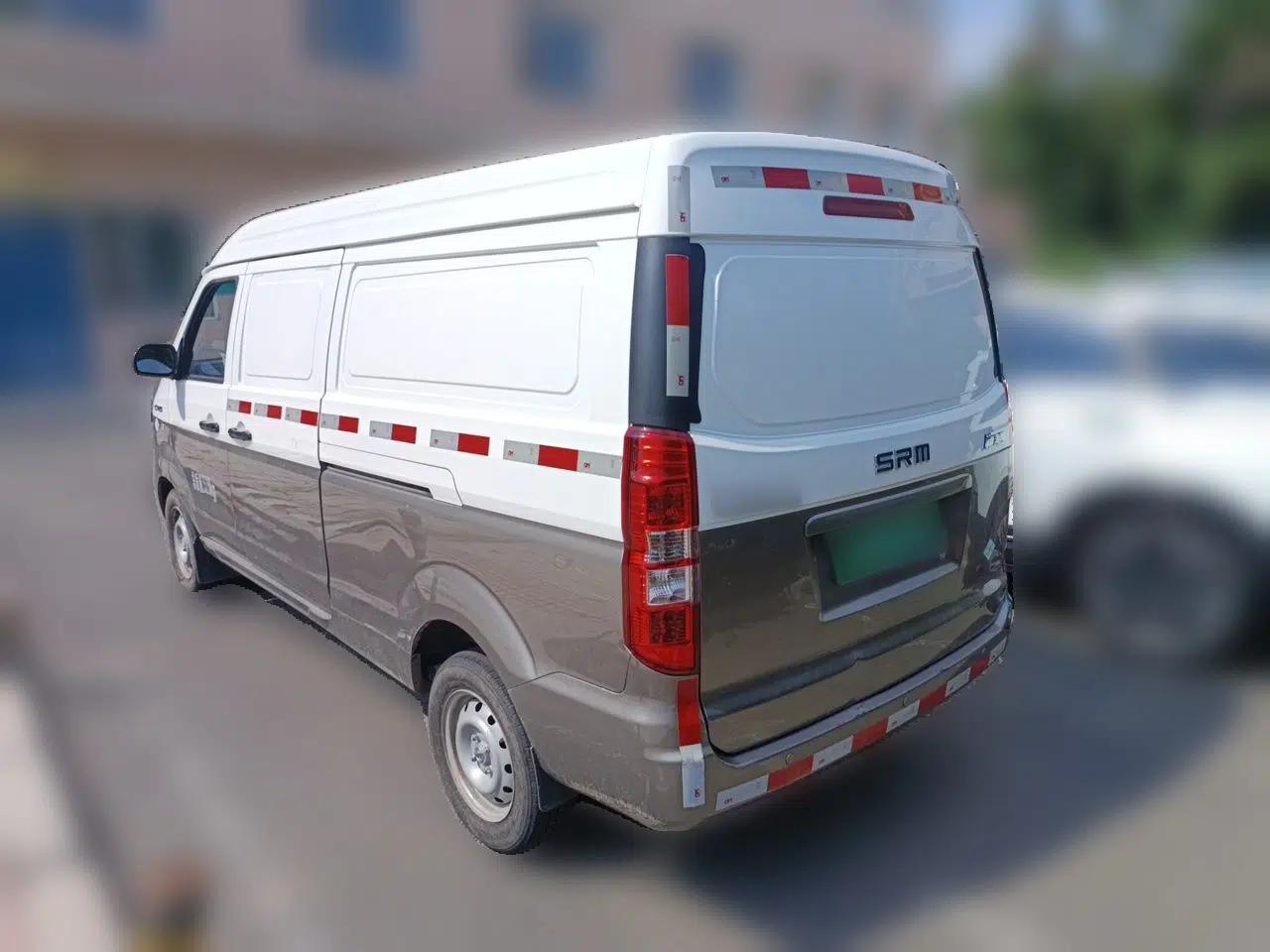 Jinbei New Hiace X30L CNG 2023 70L CNG Van 2/5 Seats Air-Conditioned Version — миниатюра 4