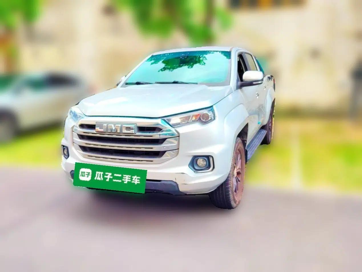 JMC Yuhu 7 2022 2.0T Automatic Diesel Two-Wheel Drive Comfort Version Standard Wheelbase — миниатюра 1