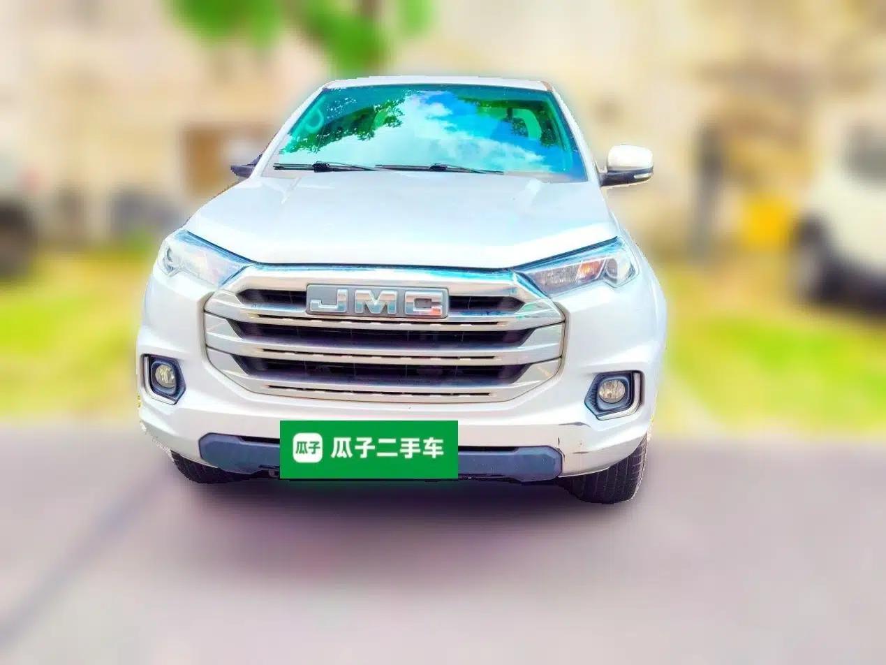 JMC Yuhu 7 2022 2.0T Automatic Diesel Two-Wheel Drive Comfort Version Standard Wheelbase — миниатюра 2