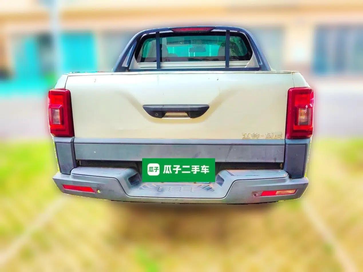 JMC Yuhu 7 2022 2.0T Automatic Diesel Two-Wheel Drive Comfort Version Standard Wheelbase — миниатюра 5