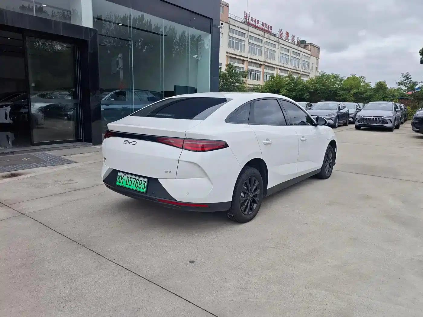 BYD e7 2025 520 Smart Travel Edition — миниатюра 5