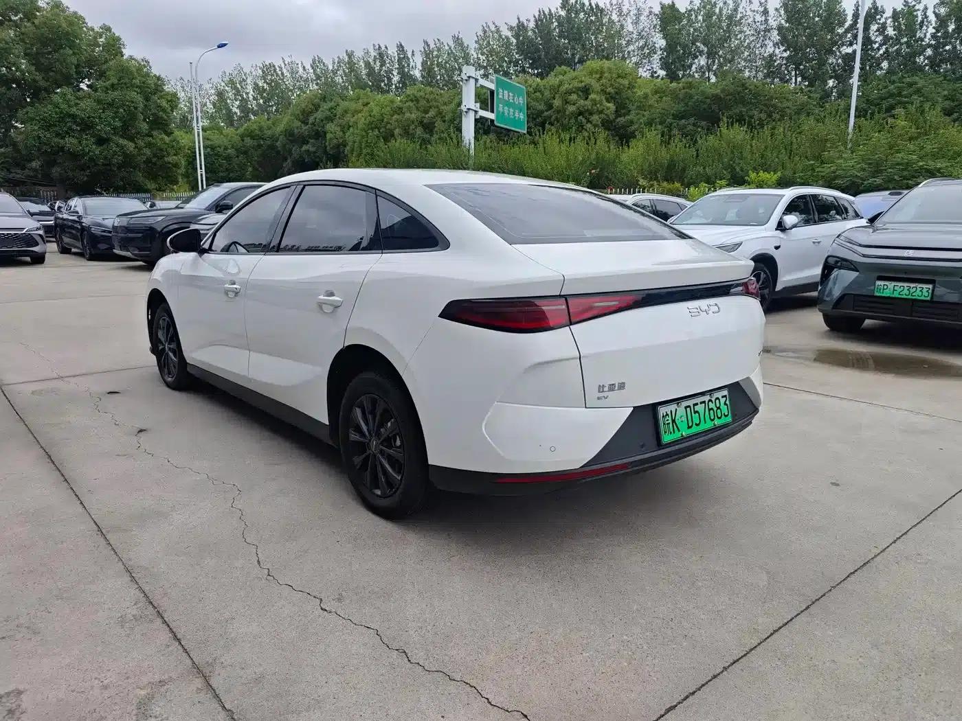 BYD e7 2025 520 Smart Travel Edition — миниатюра 6