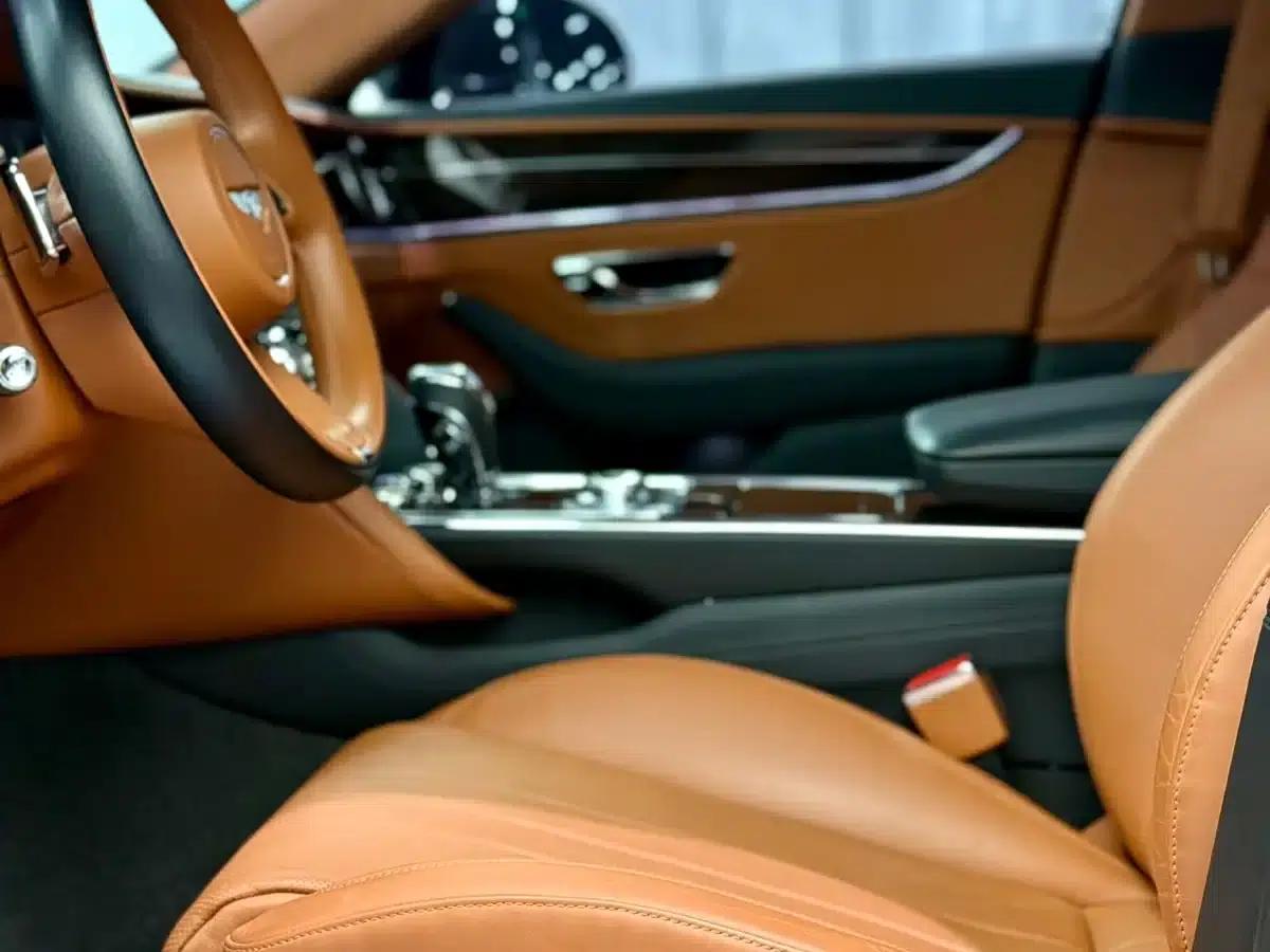 2024 Flying Spur Plug-in Hybrid 2.9T V6 Hybrid — миниатюра 14