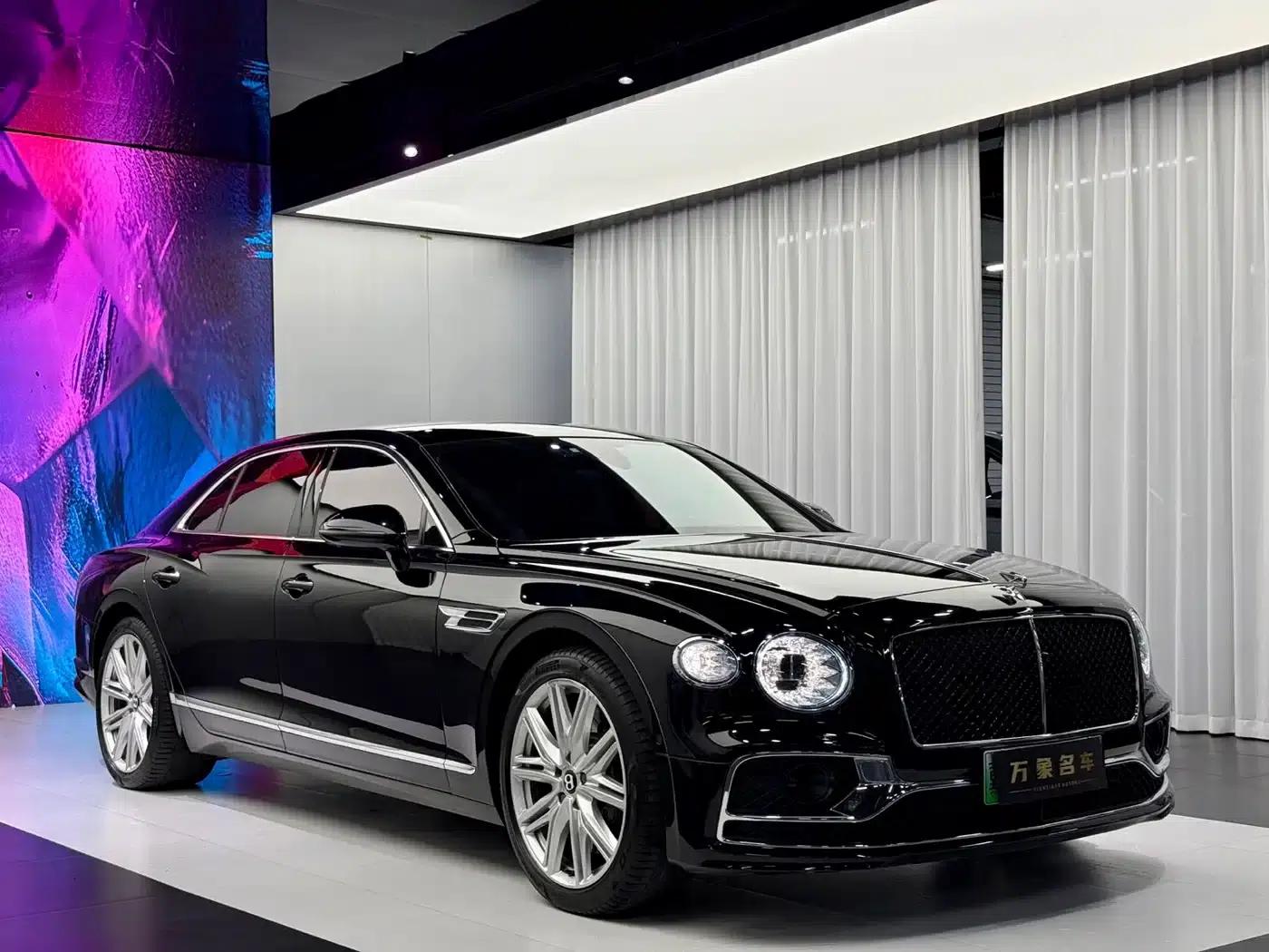 2024 Flying Spur Plug-in Hybrid 2.9T V6 Hybrid — миниатюра 3