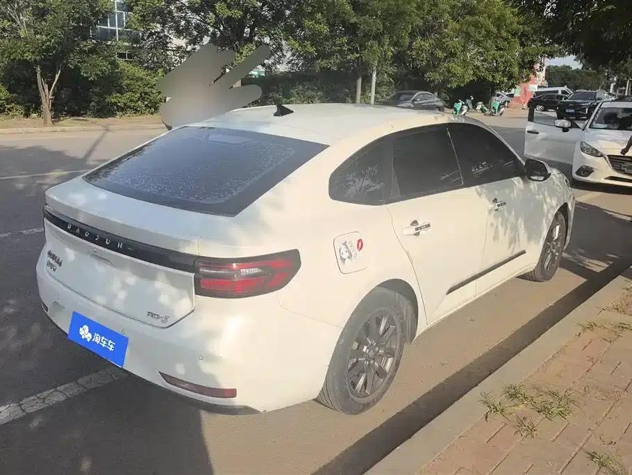 Baojun RC-5 2020 1.5L Manual Smart Luxury Edition — миниатюра 3