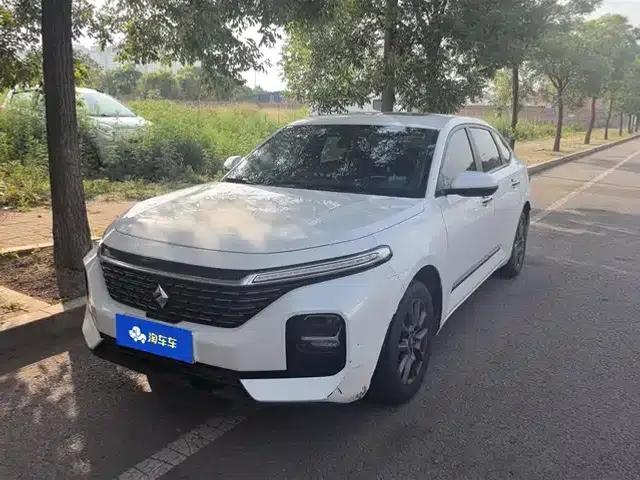 Baojun RC-5 2020 1.5L Manual Smart Luxury Edition