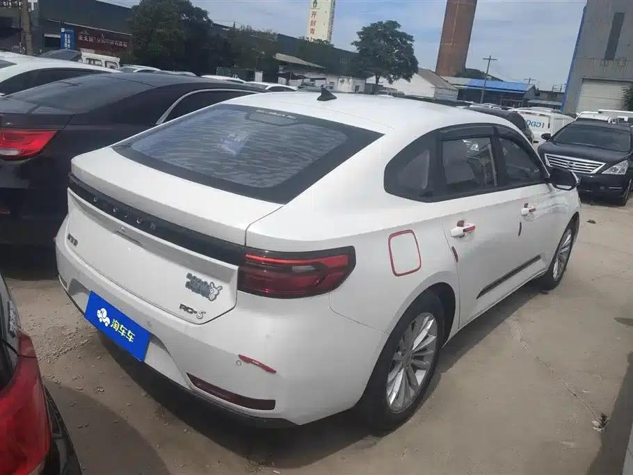 Baojun RC-5 2020 RC-5W 1.5T CVT Smart Luxury Edition — миниатюра 3