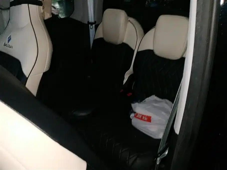 Baojun E300 2020 Plus Interstellar Smart Edition — миниатюра 11