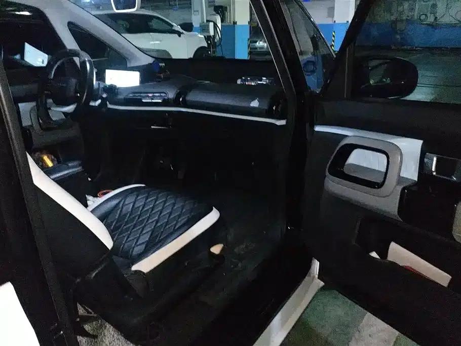 Baojun E300 2020 Plus Interstellar Smart Edition — миниатюра 8