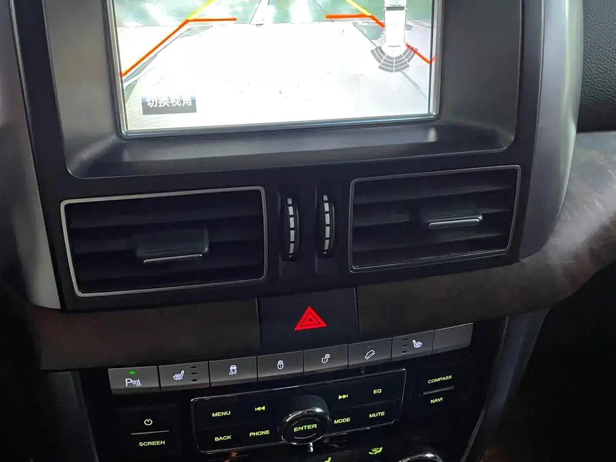 Beijing BJ80 2016 2.3T Automatic Premium Edition — миниатюра 15