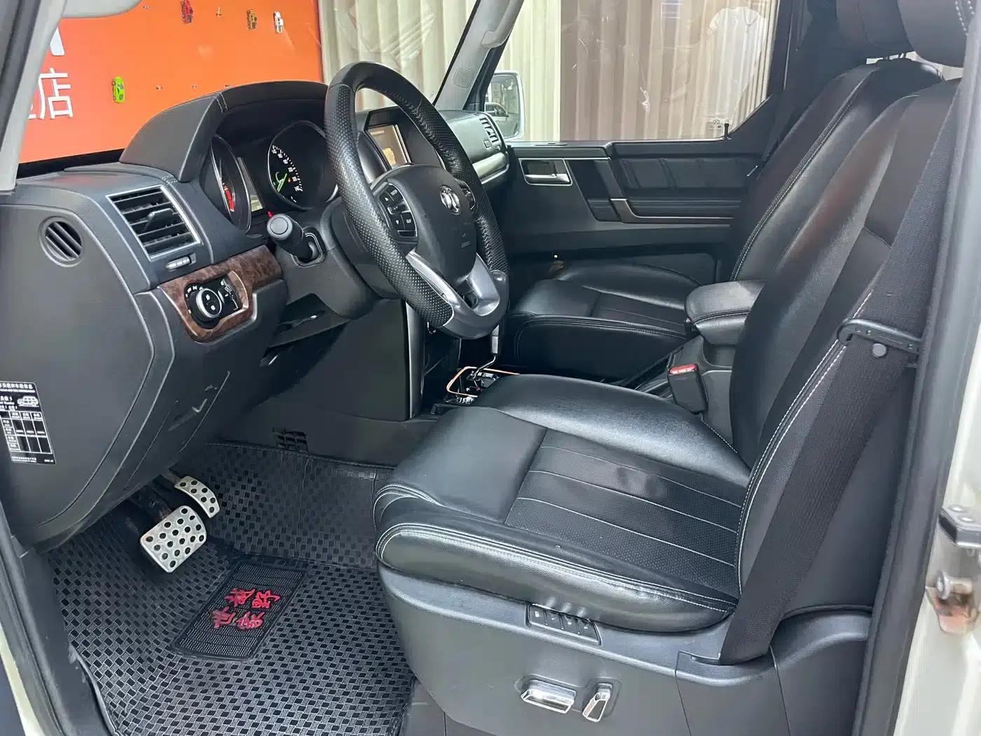 Beijing BJ80 2016 2.3T Automatic Premium Edition — миниатюра 7