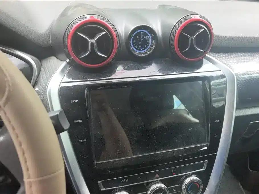 Beijing BJ20 2016 1.5T CVT Luxury Edition — миниатюра 13