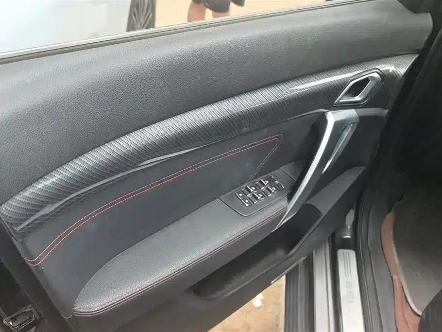 Beijing BJ20 2016 1.5T CVT Luxury Edition — миниатюра 7
