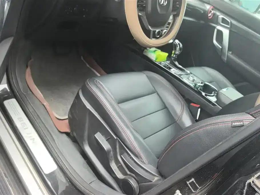 Beijing BJ20 2016 1.5T CVT Luxury Edition — миниатюра 9