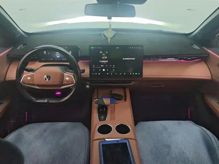 Changan UNI-Z New Energy 2024 Blue Whale Smart Electric iDD 125km Excellent Edition — миниатюра 12