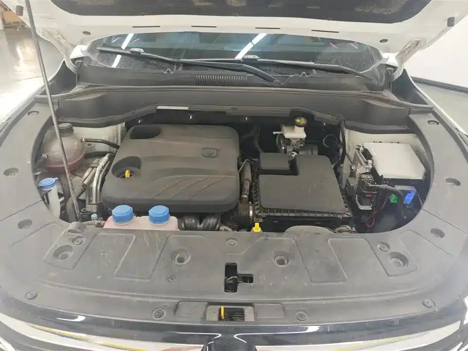 Changan UNI-Z New Energy 2024 Blue Whale Smart Electric iDD 125km Excellent Edition — миниатюра 10