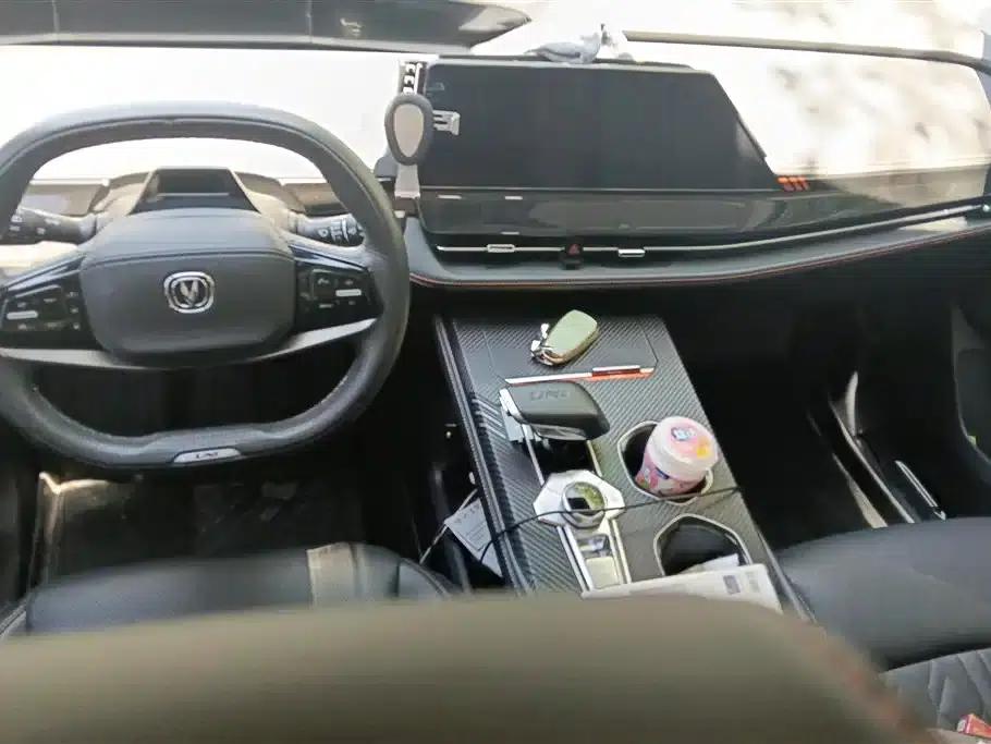 Changan UNI-K Smart Electric iDD 2022 Blue Whale iDD 130km 1.5T Premium Edition — миниатюра 12