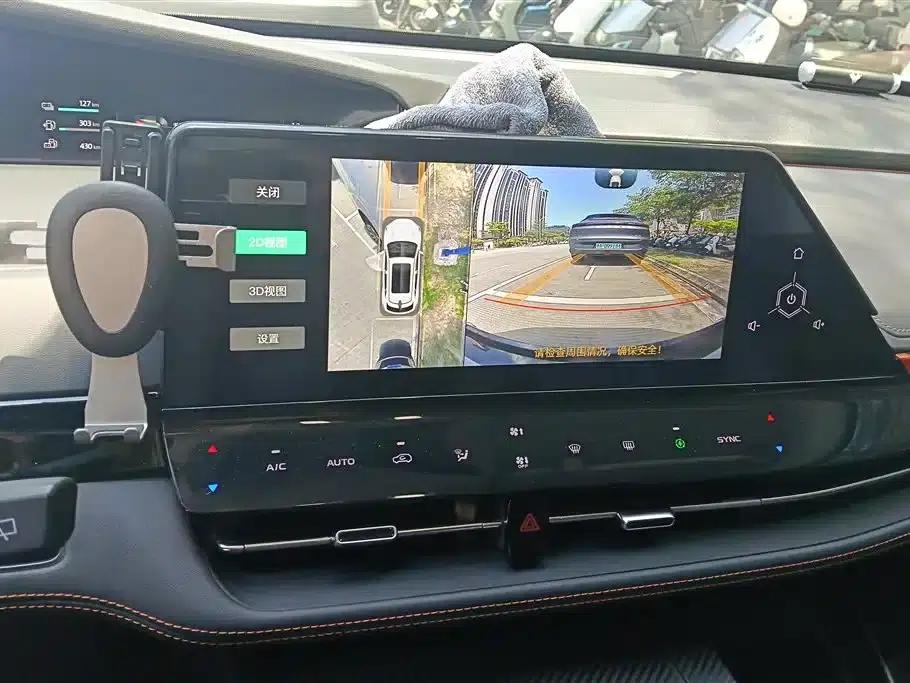 Changan UNI-K Smart Electric iDD 2022 Blue Whale iDD 130km 1.5T Premium Edition — миниатюра 13