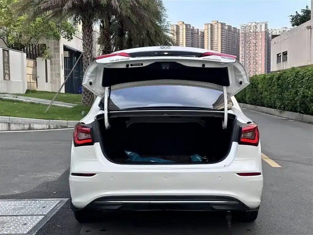 Changan Eado New Energy 2019 EV460 Smart Edition — миниатюра 16