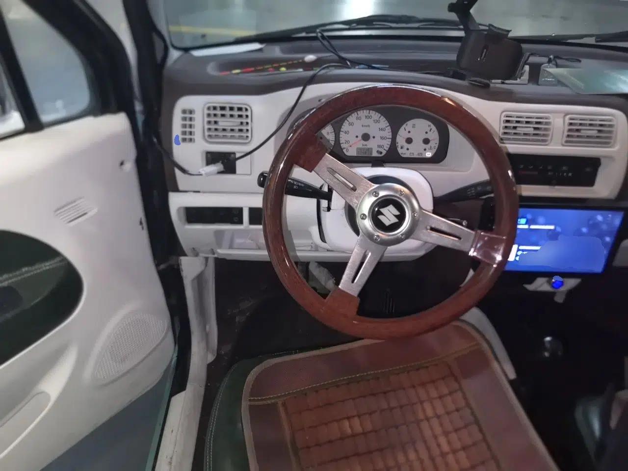 Suzuki Wagon R 2010 e 1.4L Manual ES Economy Model — миниатюра 10