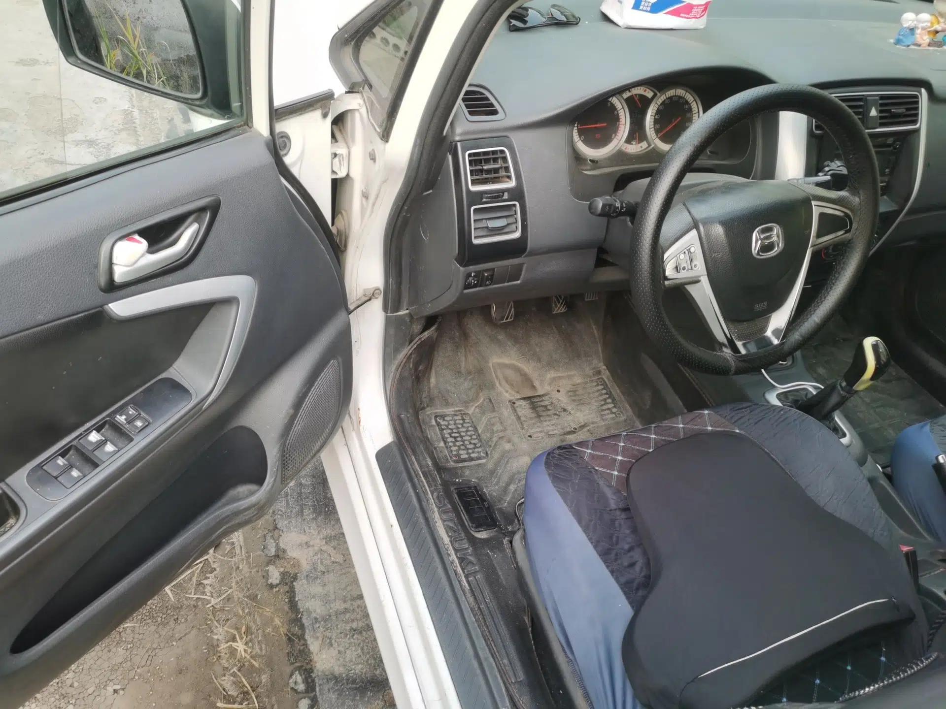 Suzuki Liana A6 2015 Hatchback 1.4L Manual Enjoyment Model — миниатюра 16