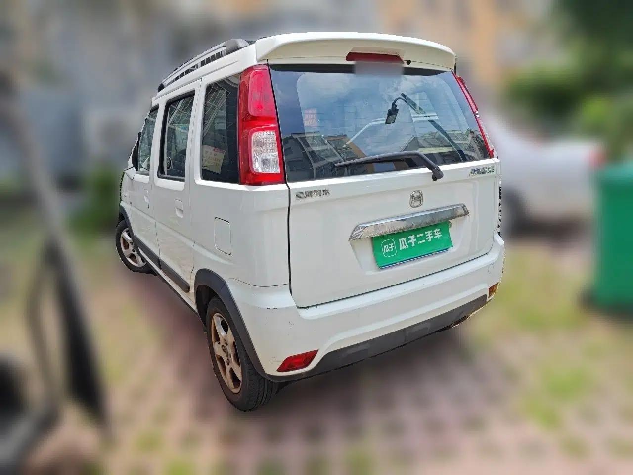 Suzuki Wagon R X5 2013 Cruise Edition 1.4L VVT Luxury Model China IV Standard — миниатюра 4