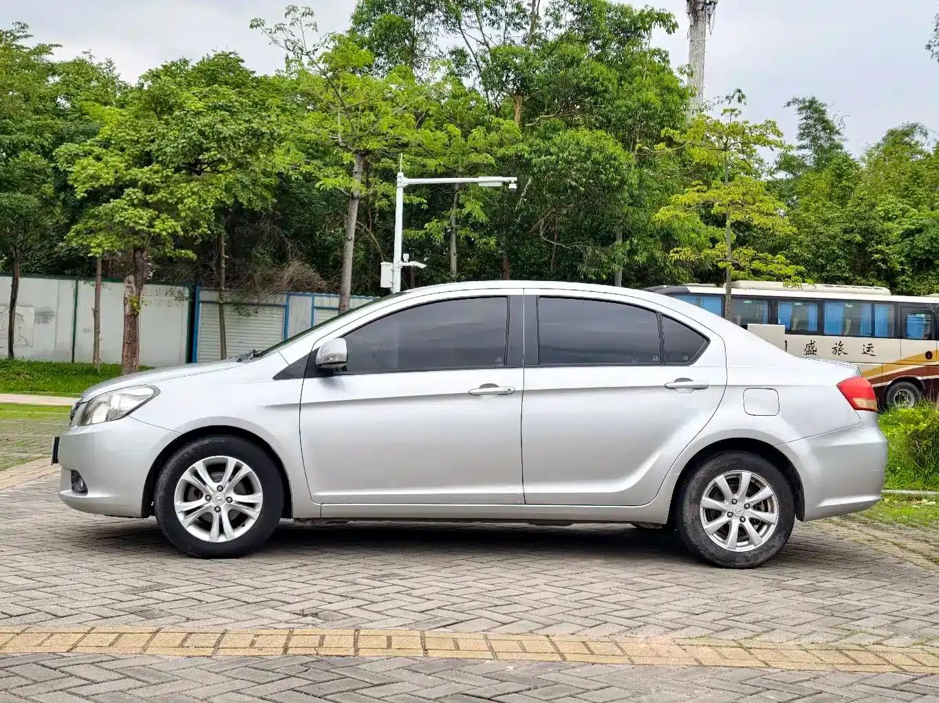 Great Wall C30 2012 1.5L Manual Comfort Model — миниатюра 5