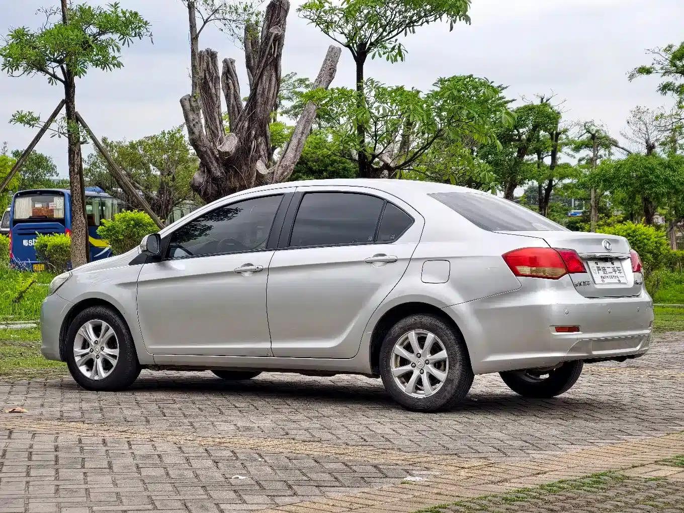 Great Wall C30 2012 1.5L Manual Comfort Model — миниатюра 8