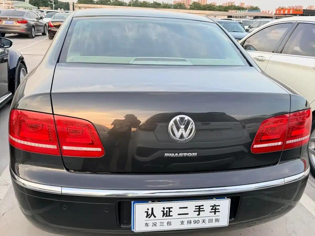Phaeton 2011 3.6L V6 5-seater Extended Individual Edition — миниатюра 4